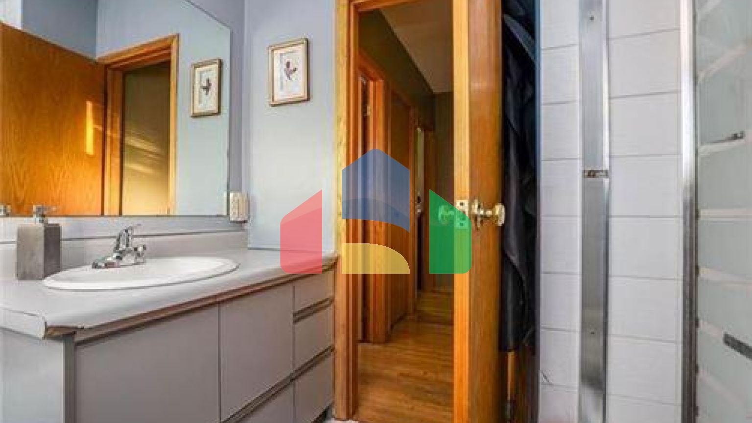 Residential - Single Family Home - Winnipeg, Canada - Canada