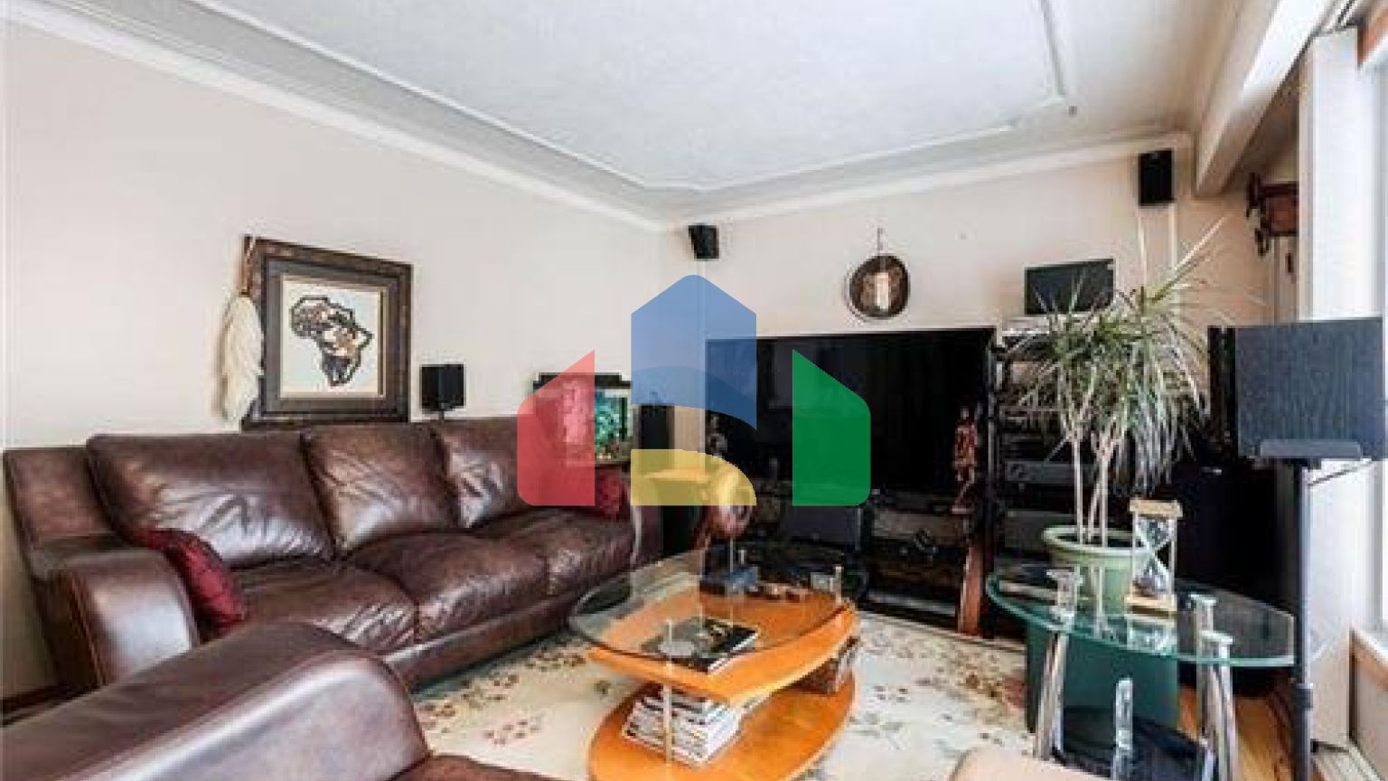 Residential - Single Family Home - Winnipeg, Canada - Canada