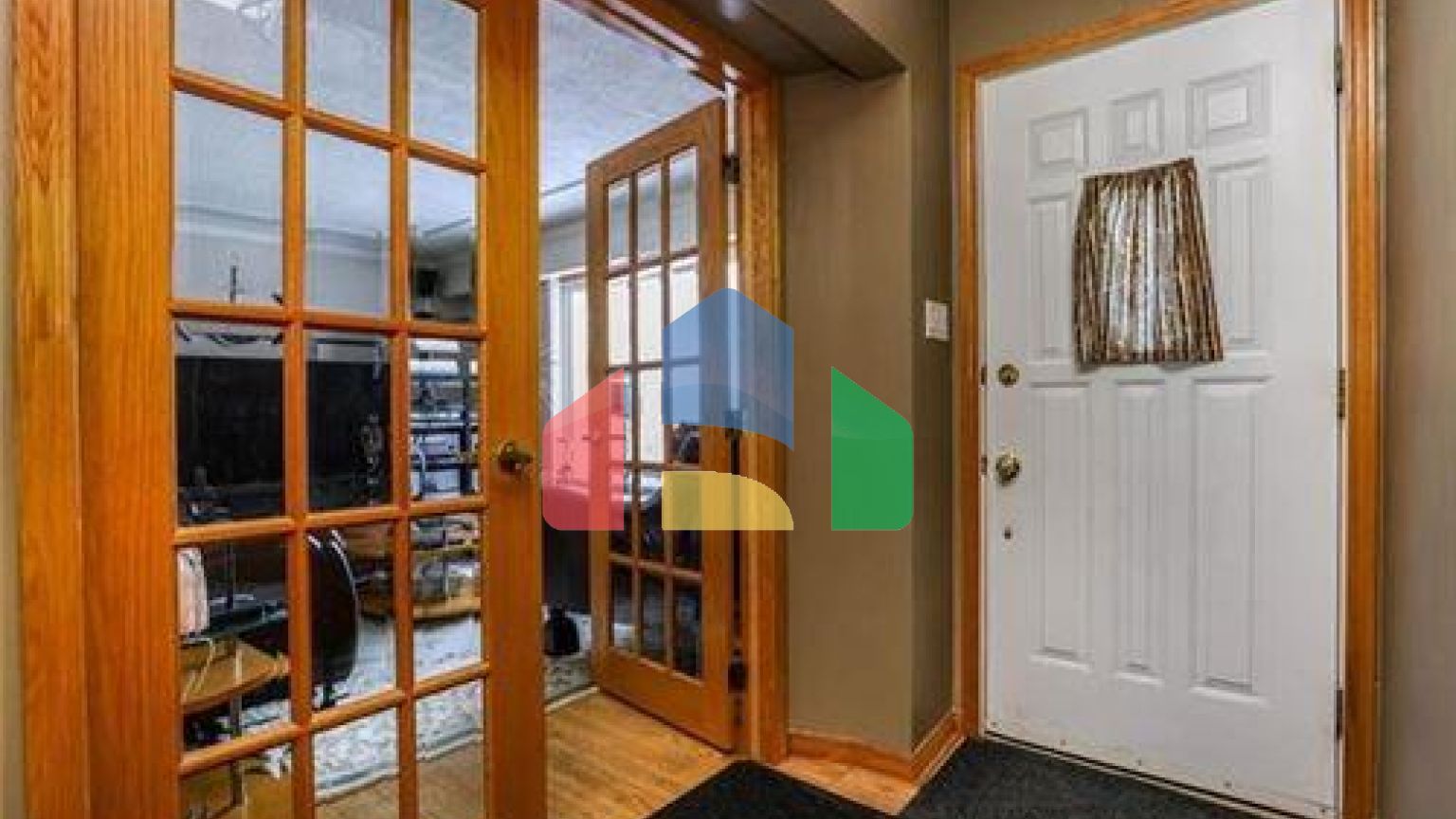 Residential - Single Family Home - Winnipeg, Canada - Canada