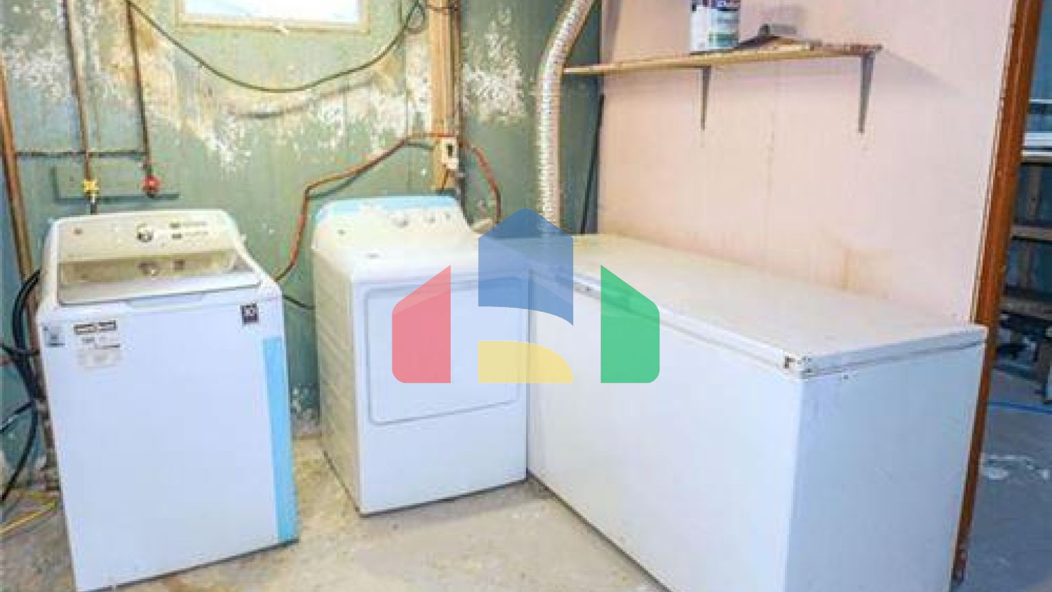 Residential - Single Family Home - Winnipeg, Canada - Canada