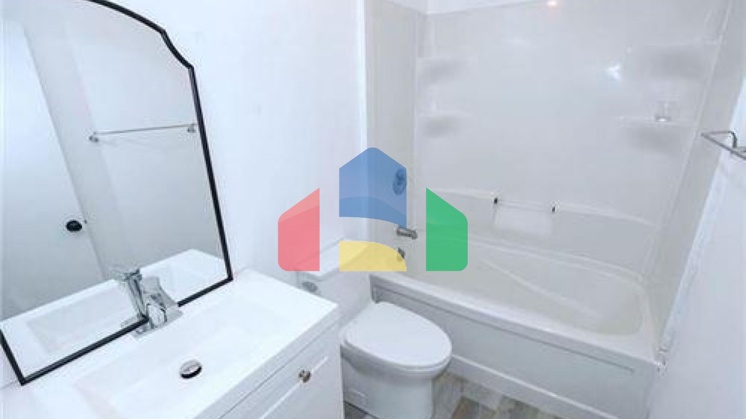 Residential - Single Family Home - Winnipeg, Canada - Canada