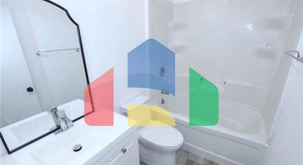 Residential - Single Family Home - Winnipeg, Canada - Canada