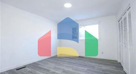 Residential - Single Family Home - Winnipeg, Canada - Canada