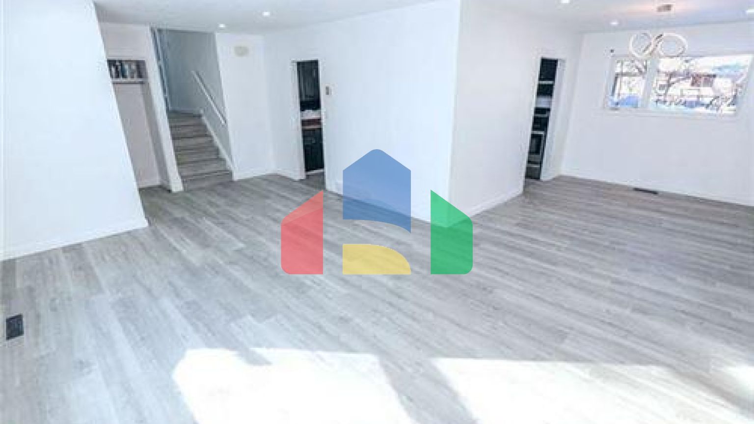 Residential - Single Family Home - Winnipeg, Canada - Canada