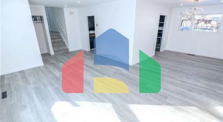 Residential - Single Family Home - Winnipeg, Canada - Canada