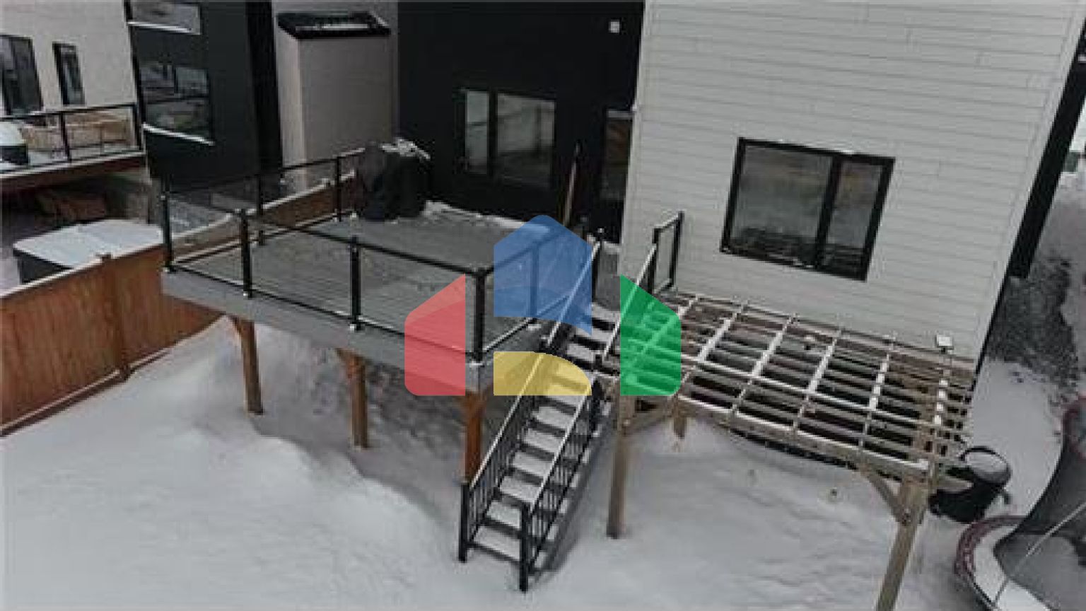 Residential - Single Family Home - Winnipeg, Canada - Canada