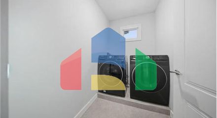 Residential - Single Family Home - Winnipeg, Canada - Canada