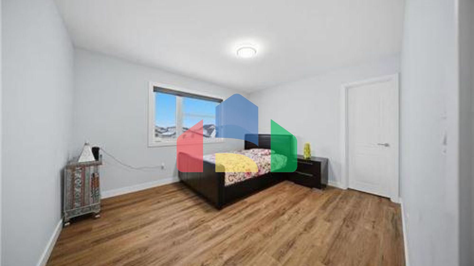 Residential - Single Family Home - Winnipeg, Canada - Canada