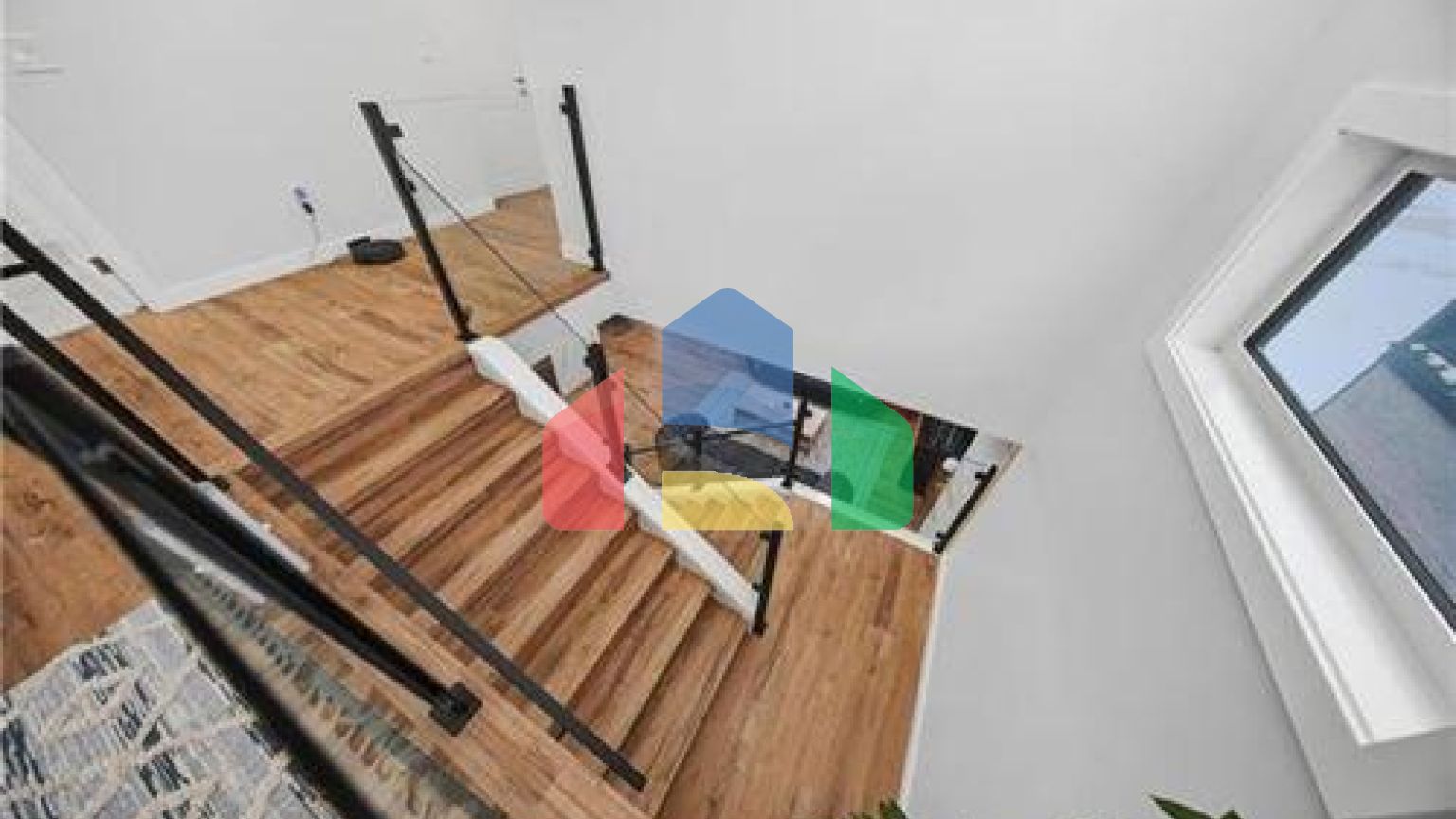 Residential - Single Family Home - Winnipeg, Canada - Canada