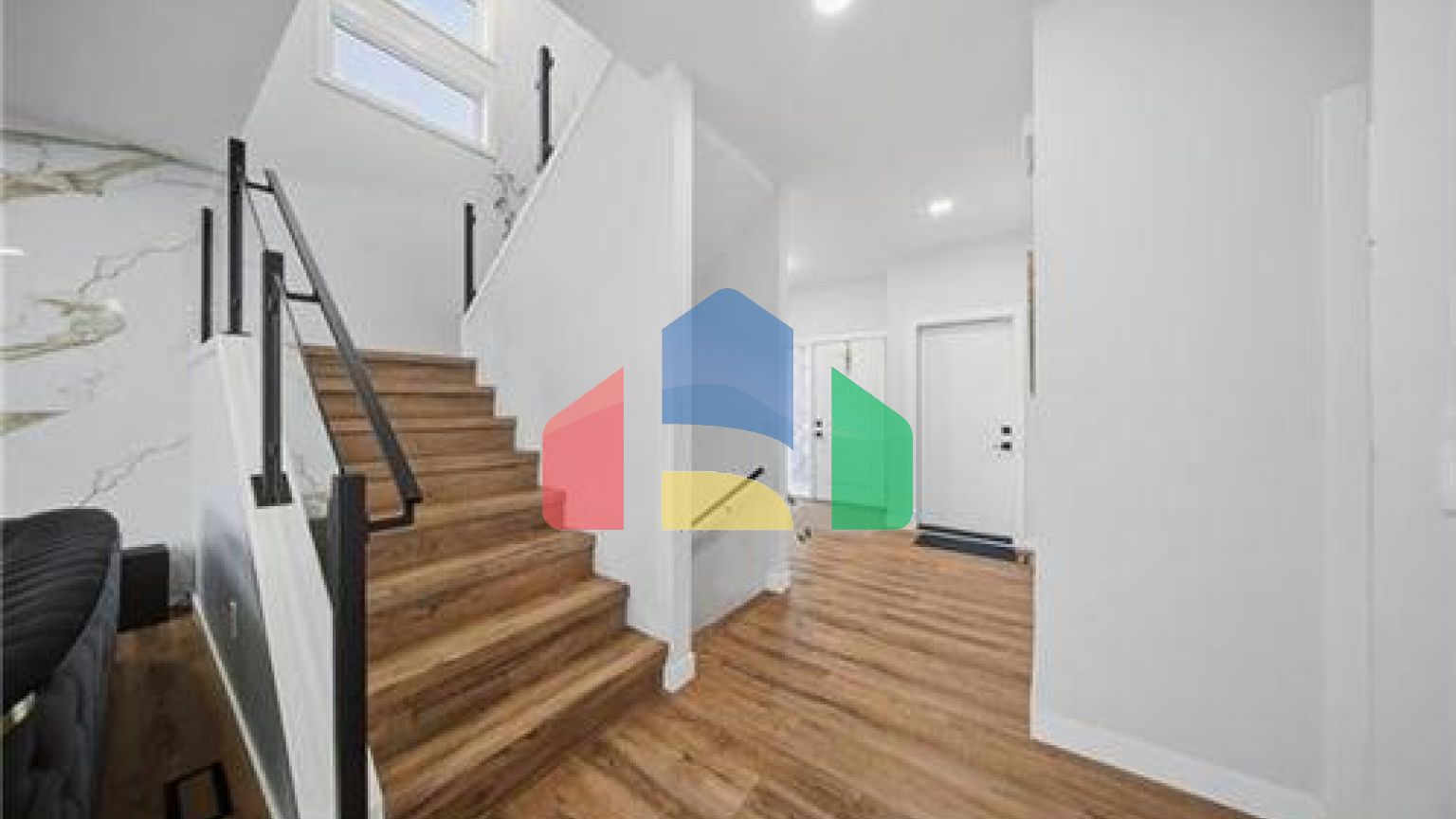 Residential - Single Family Home - Winnipeg, Canada - Canada