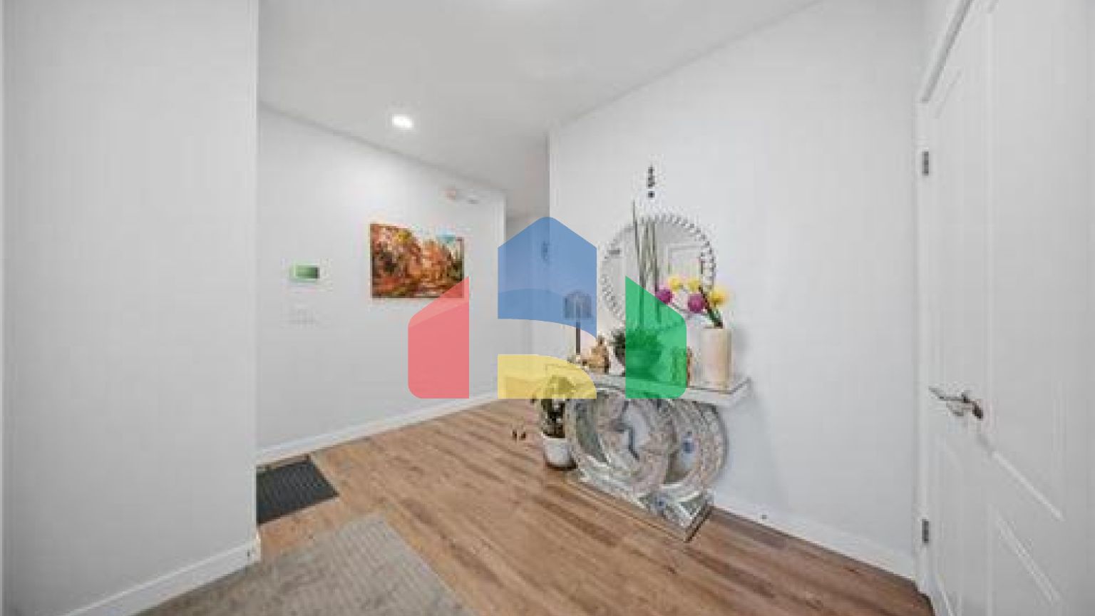 Residential - Single Family Home - Winnipeg, Canada - Canada