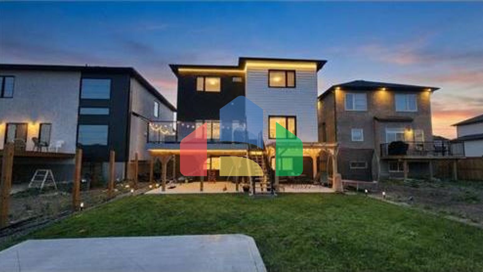 Residential - Single Family Home - Winnipeg, Canada - Canada