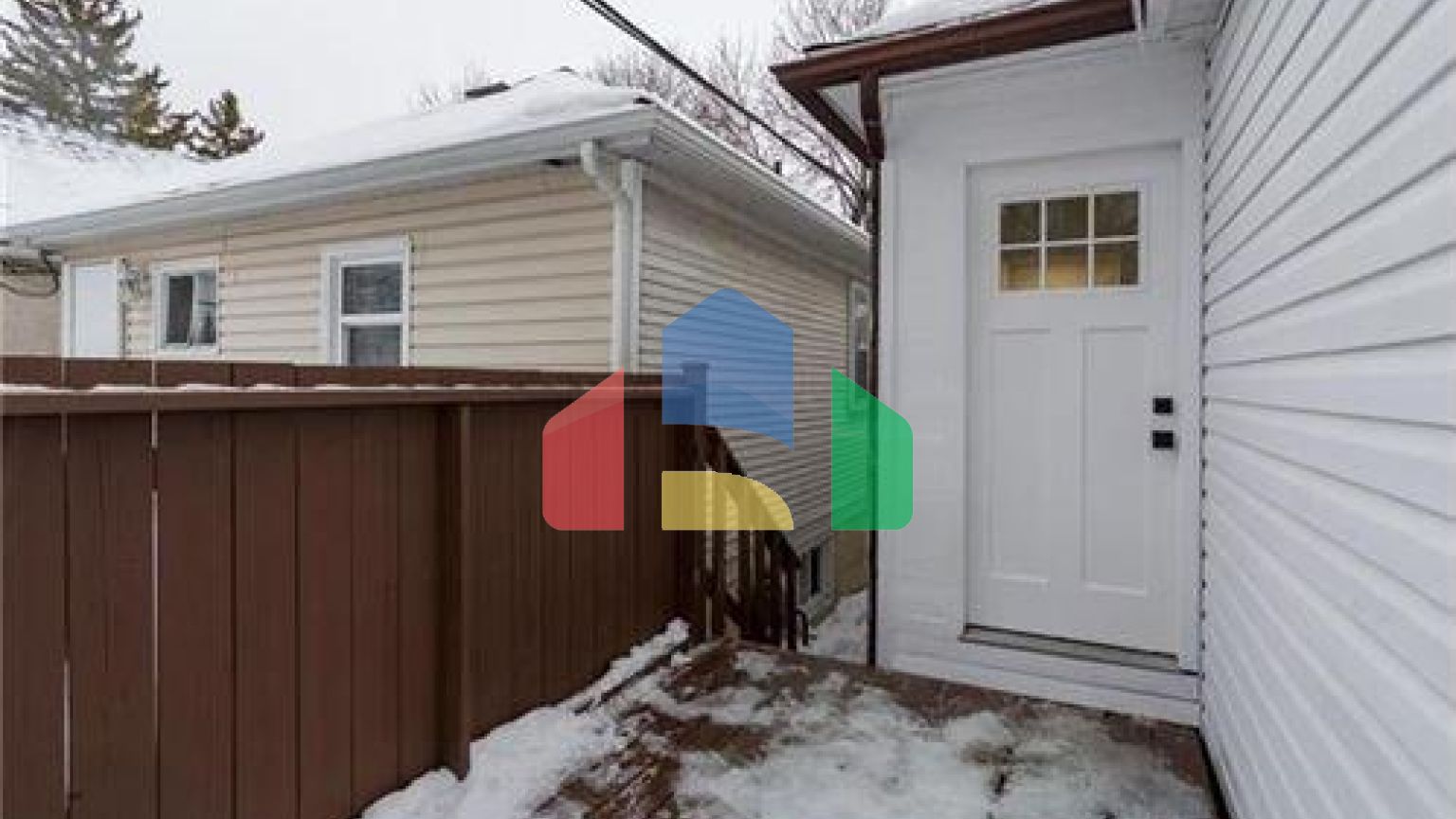 Residential - Single Family Home - Winnipeg, Canada - Canada