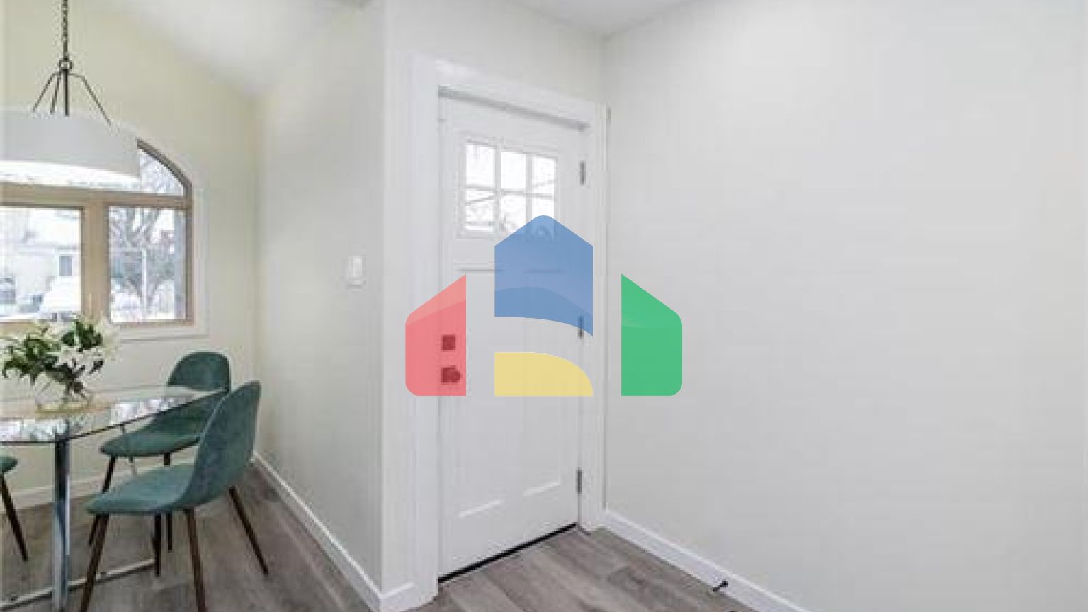 Residential - Single Family Home - Winnipeg, Canada - Canada