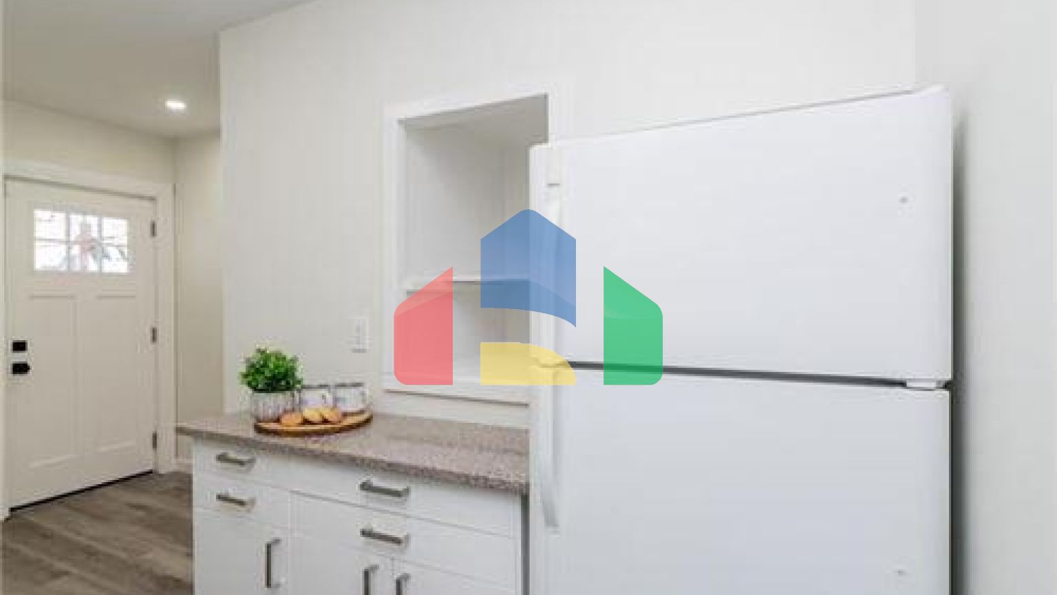 Residential - Single Family Home - Winnipeg, Canada - Canada