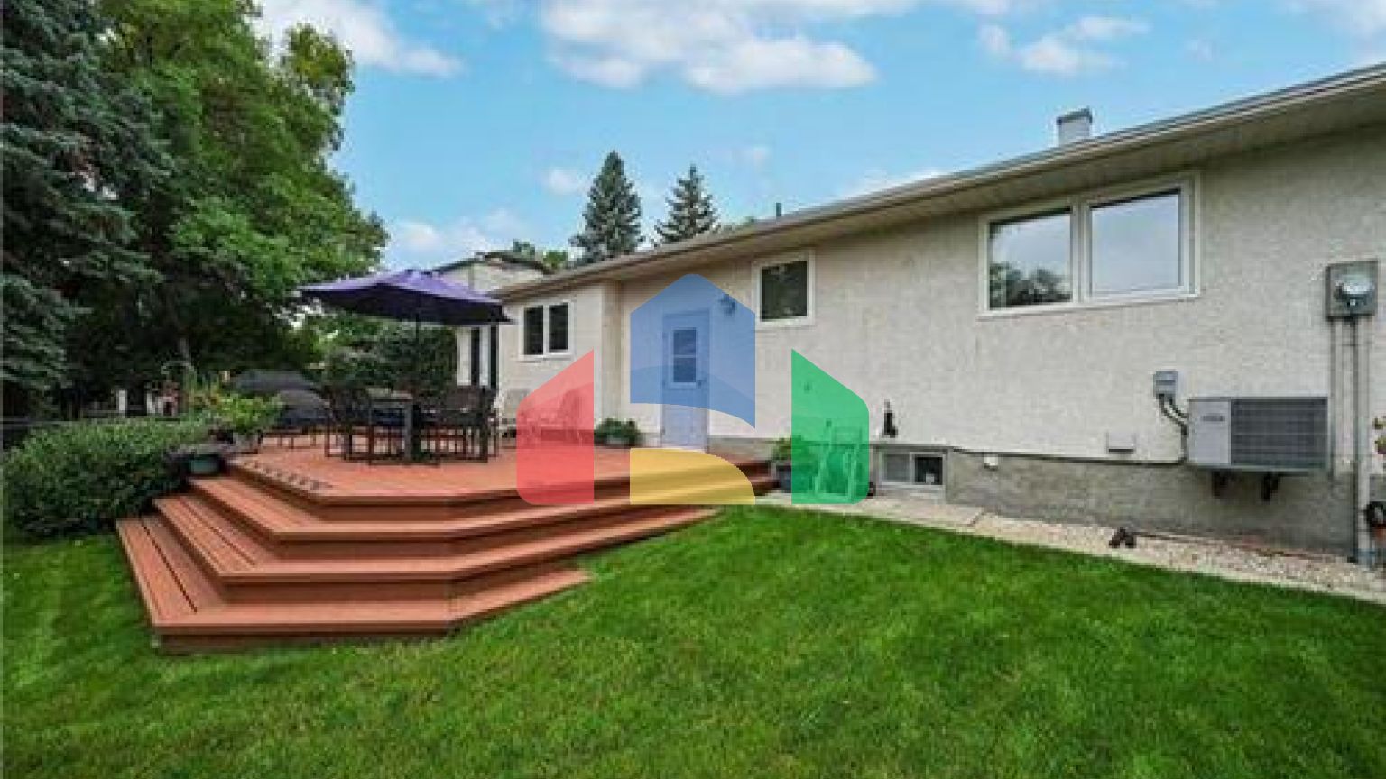 Residential - Single Family Home - Winnipeg, Canada - Canada