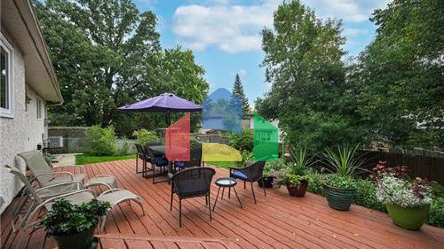 Residential - Single Family Home - Winnipeg, Canada - Canada