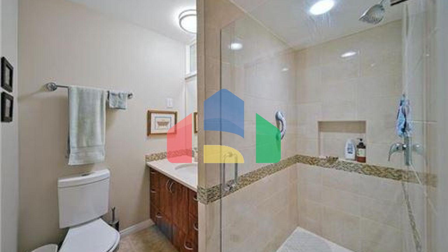 Residential - Single Family Home - Winnipeg, Canada - Canada