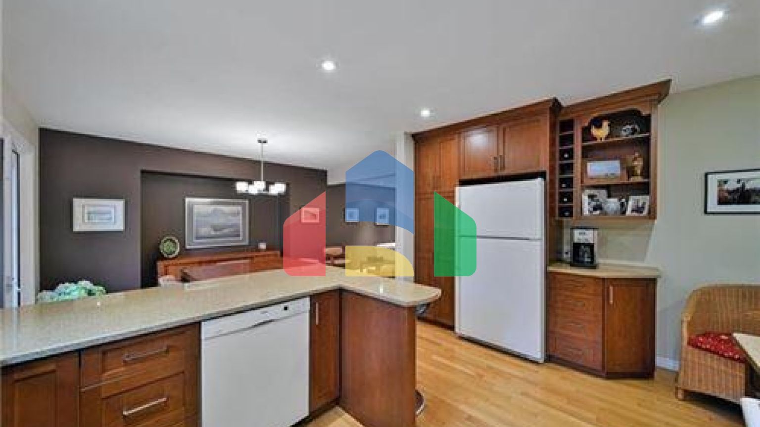 Residential - Single Family Home - Winnipeg, Canada - Canada