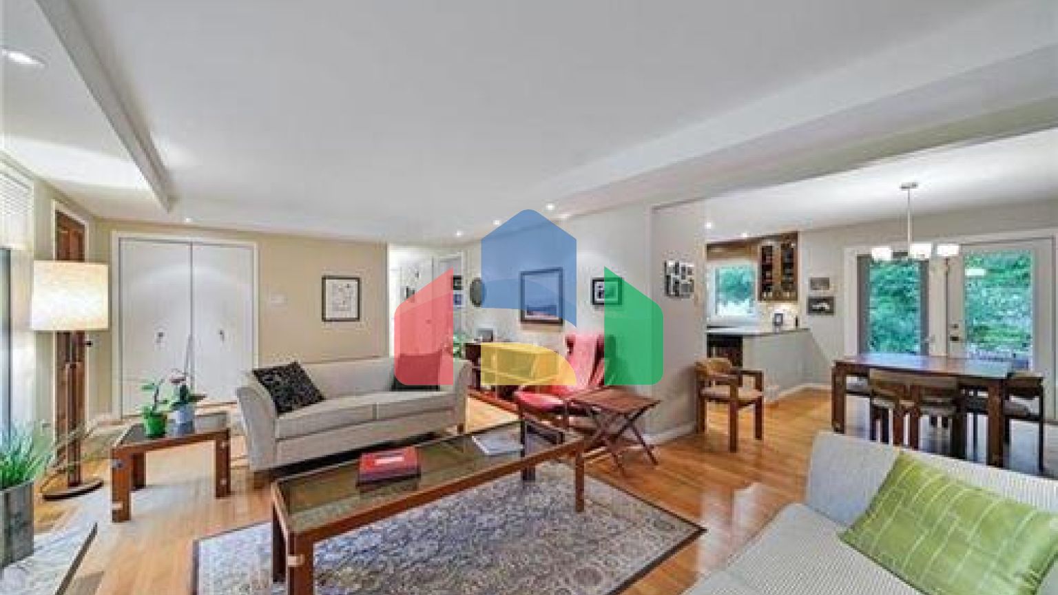 Residential - Single Family Home - Winnipeg, Canada - Canada