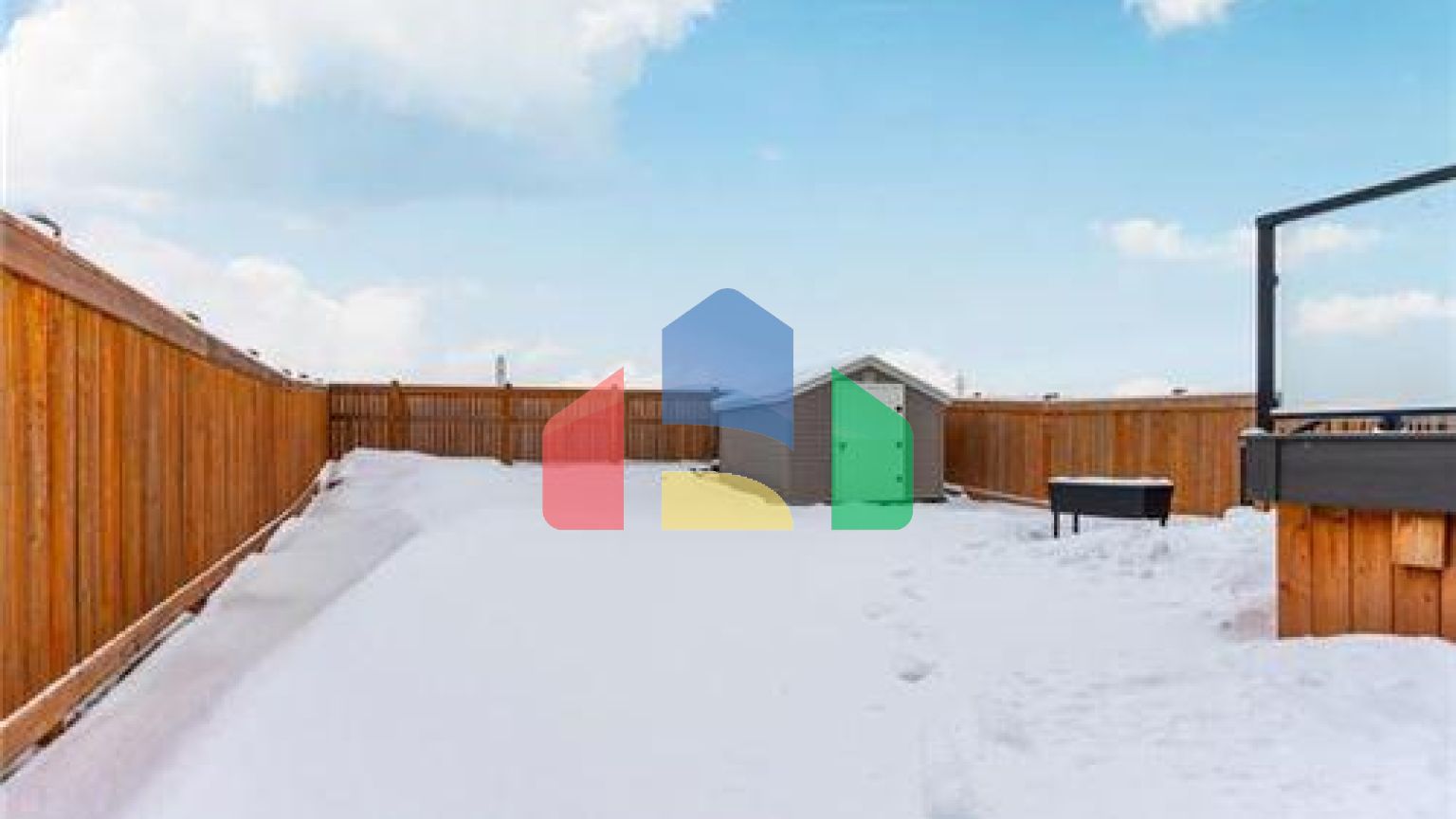 Residential - Single Family Home - Winnipeg, Canada - Canada