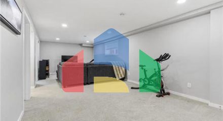 Residential - Single Family Home - Winnipeg, Canada - Canada