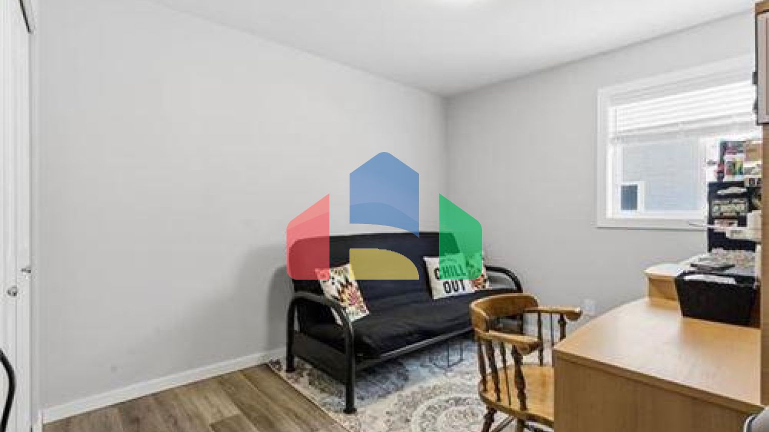 Residential - Single Family Home - Winnipeg, Canada - Canada