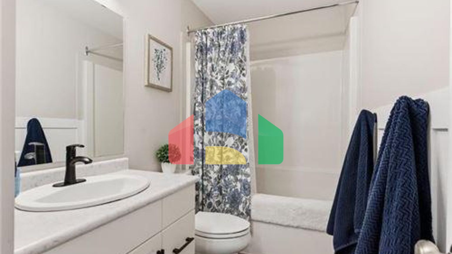 Residential - Single Family Home - Winnipeg, Canada - Canada