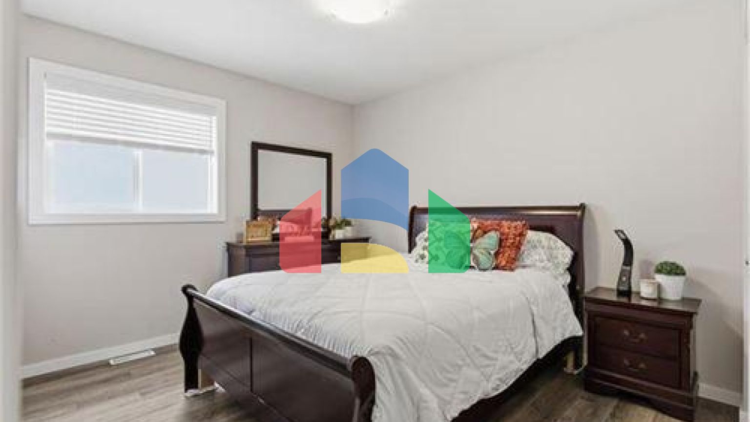 Residential - Single Family Home - Winnipeg, Canada - Canada