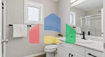 Residential - Single Family Home - Winnipeg, Canada - Canada