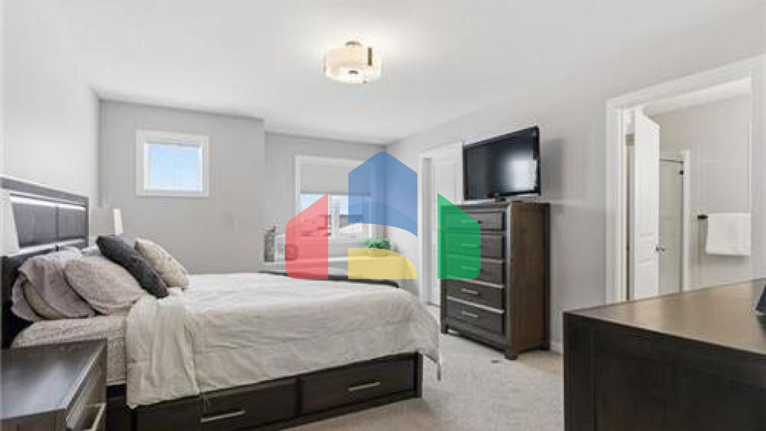 Residential - Single Family Home - Winnipeg, Canada - Canada