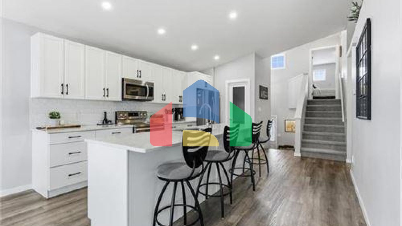 Residential - Single Family Home - Winnipeg, Canada - Canada