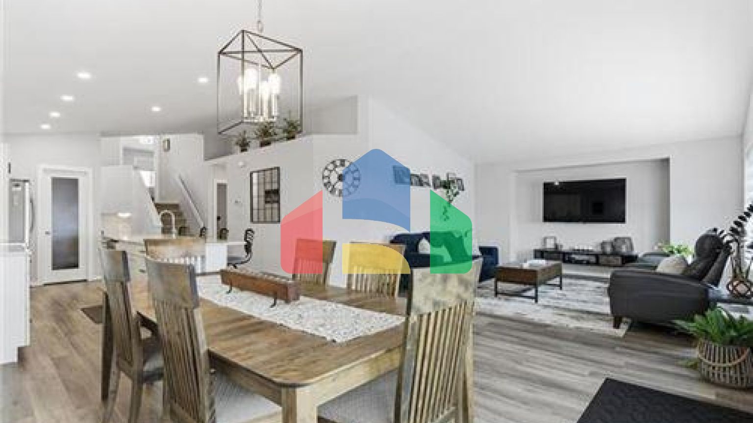 Residential - Single Family Home - Winnipeg, Canada - Canada