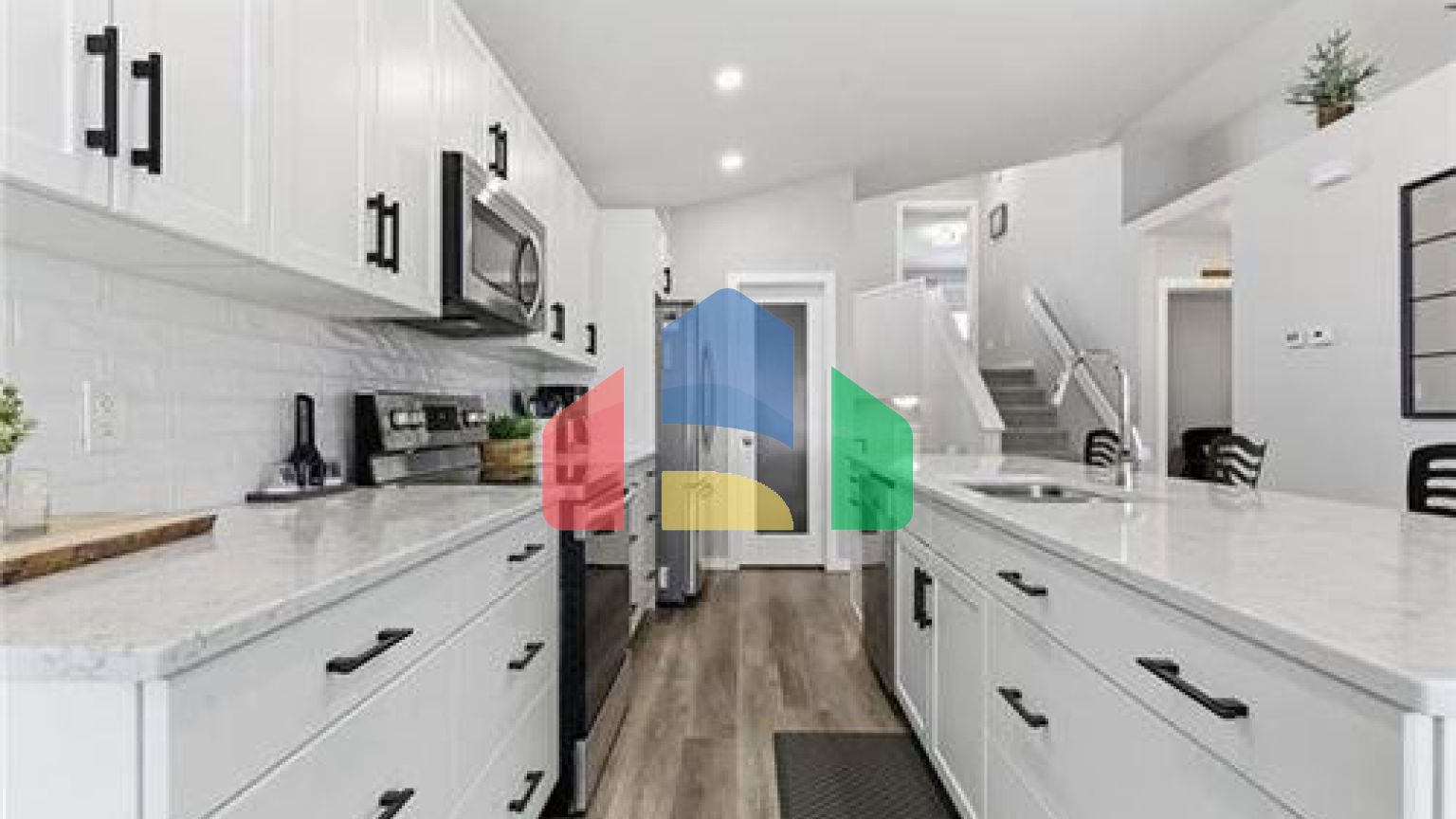 Residential - Single Family Home - Winnipeg, Canada - Canada