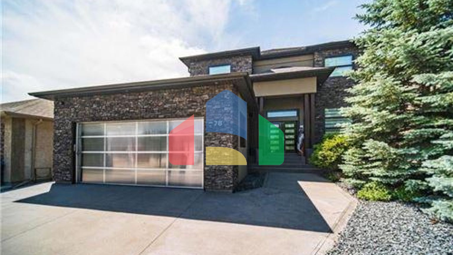 Residential - Single Family Home - Winnipeg, Canada - Canada