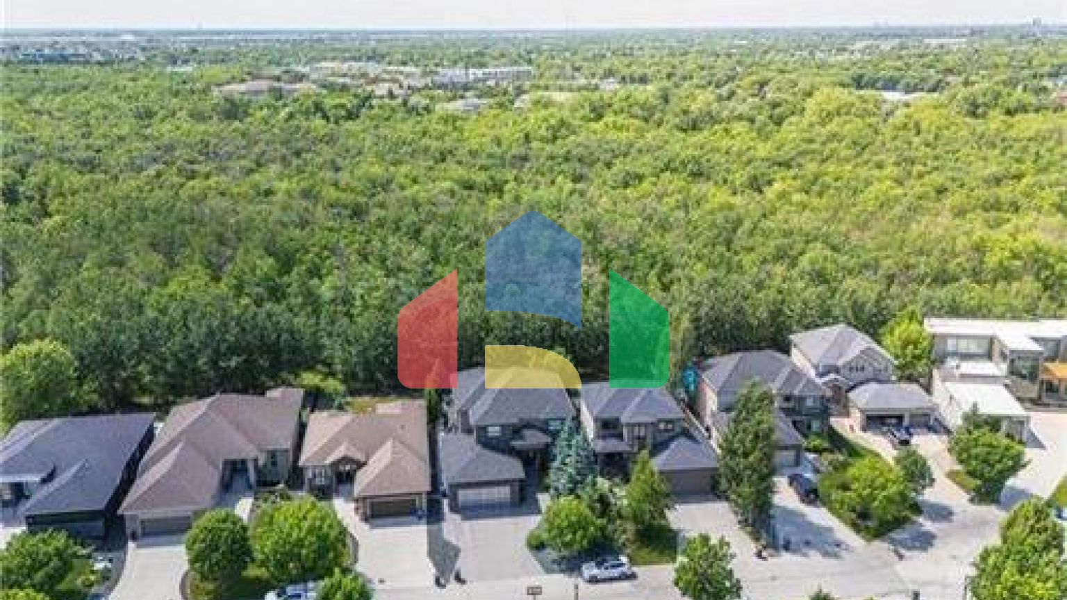 Residential - Single Family Home - Winnipeg, Canada - Canada