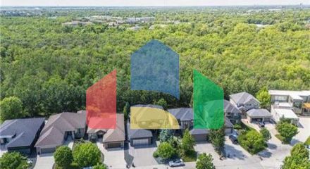 Residential - Single Family Home - Winnipeg, Canada - Canada