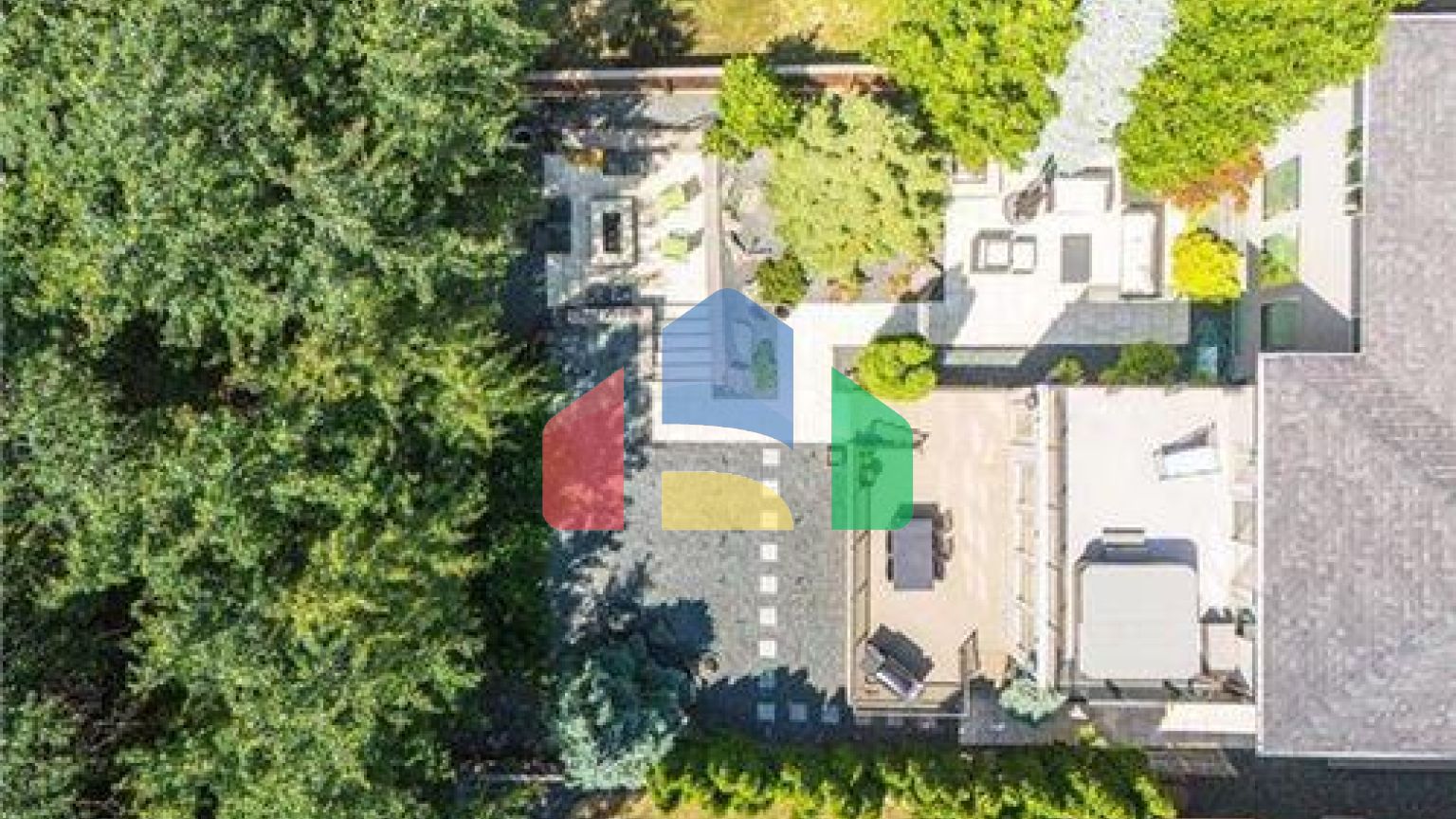 Residential - Single Family Home - Winnipeg, Canada - Canada