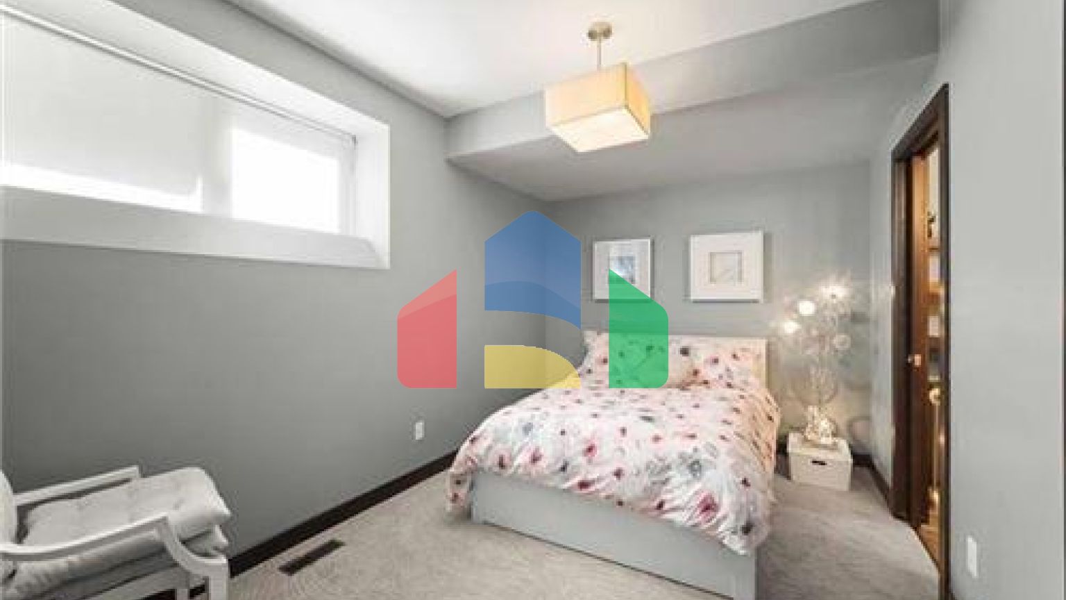 Residential - Single Family Home - Winnipeg, Canada - Canada