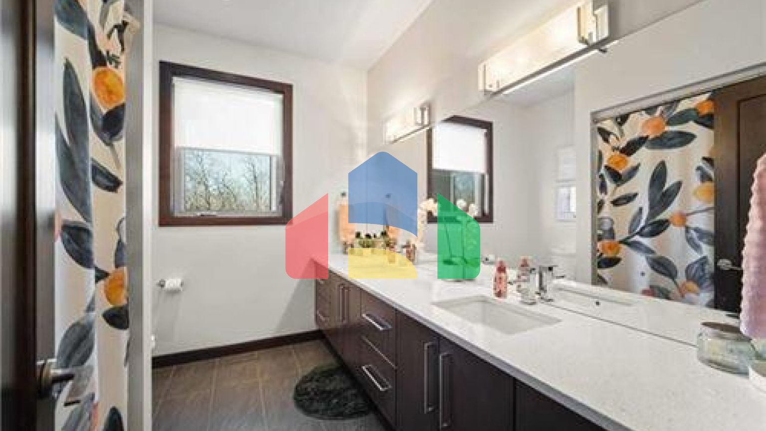 Residential - Single Family Home - Winnipeg, Canada - Canada