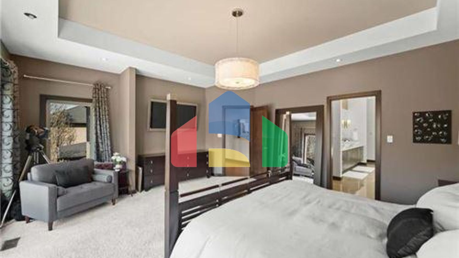 Residential - Single Family Home - Winnipeg, Canada - Canada