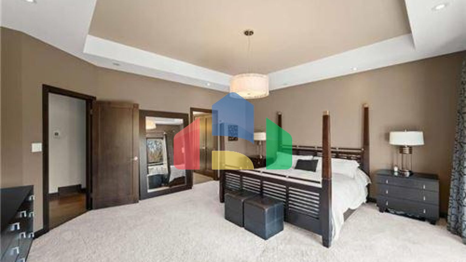 Residential - Single Family Home - Winnipeg, Canada - Canada