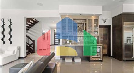 Residential - Single Family Home - Winnipeg, Canada - Canada