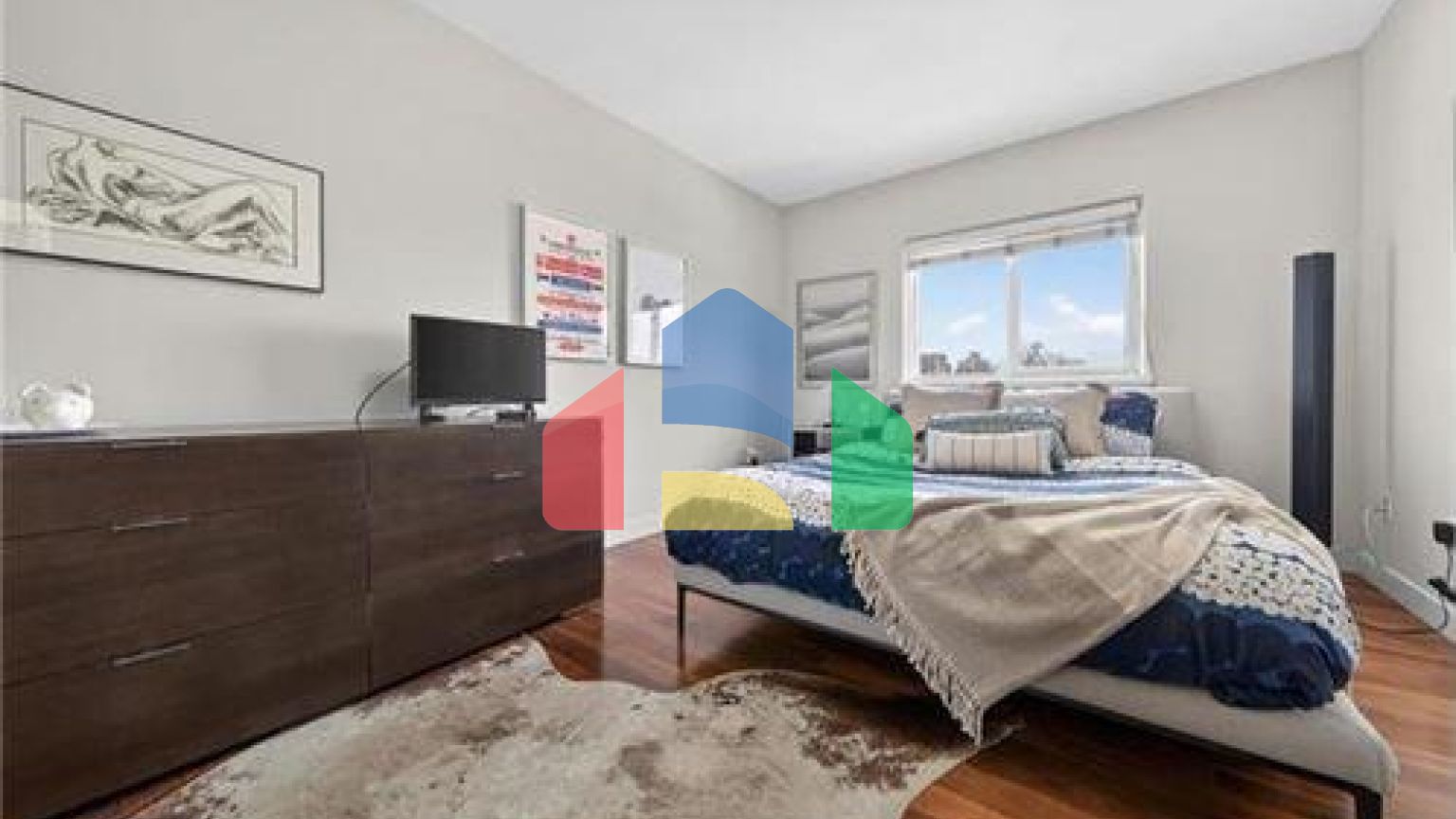 Residential - Condo/Apartment - Winnipeg, Canada - Canada