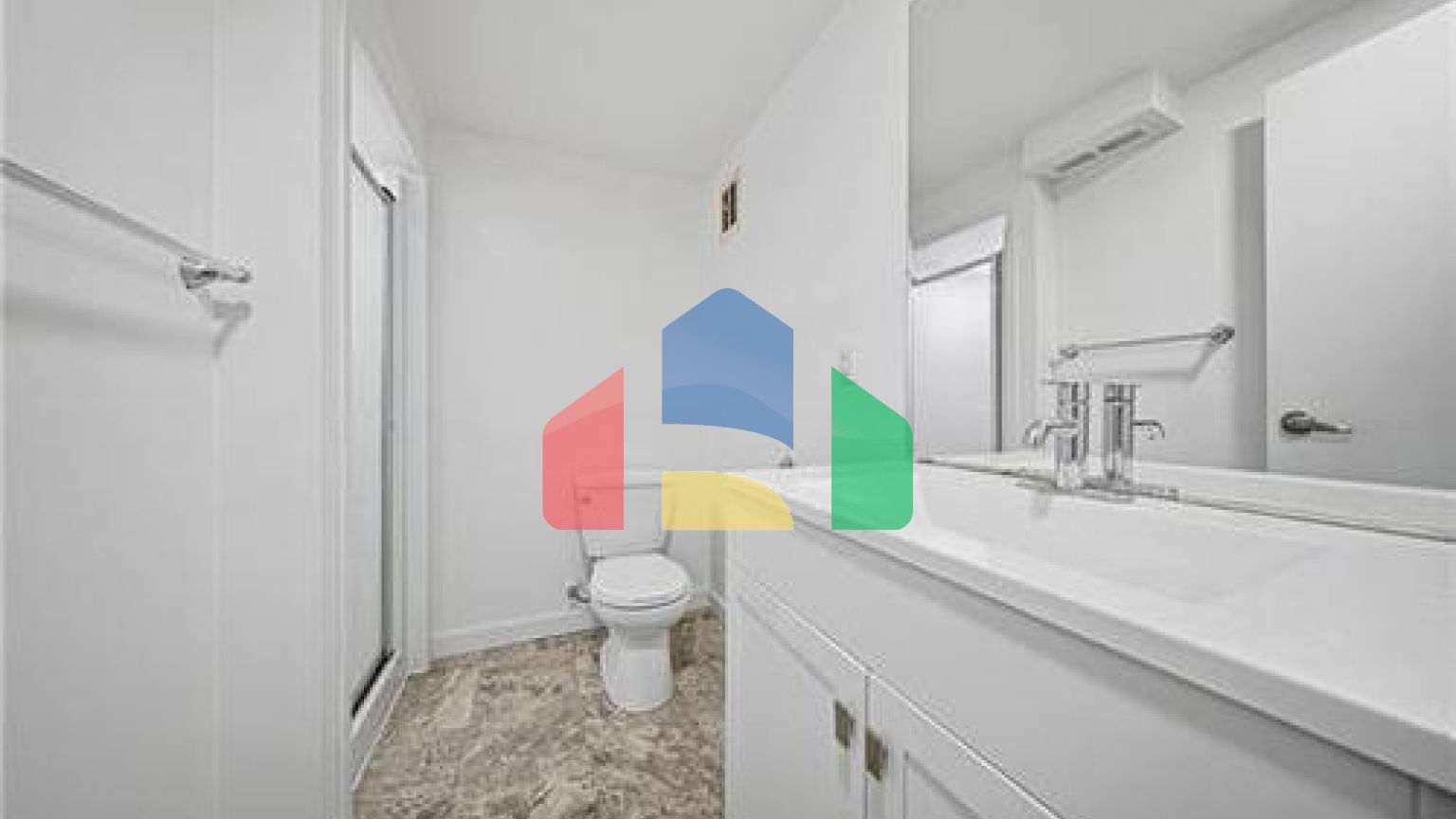 Residential - Single Family Home - Winnipeg, Canada - Canada