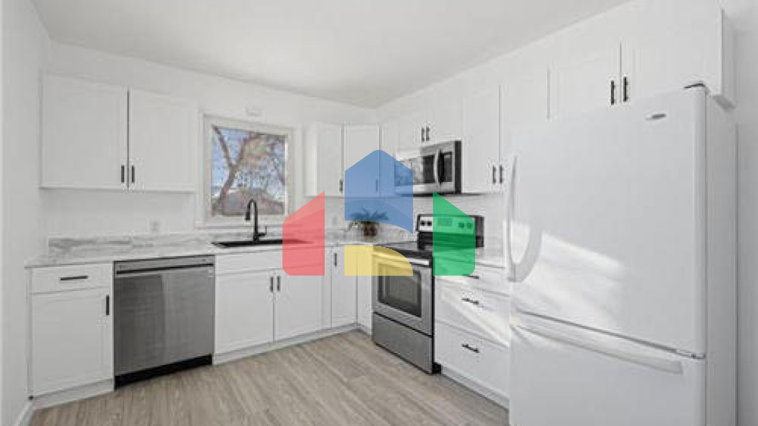 Residential - Single Family Home - Winnipeg, Canada - Canada