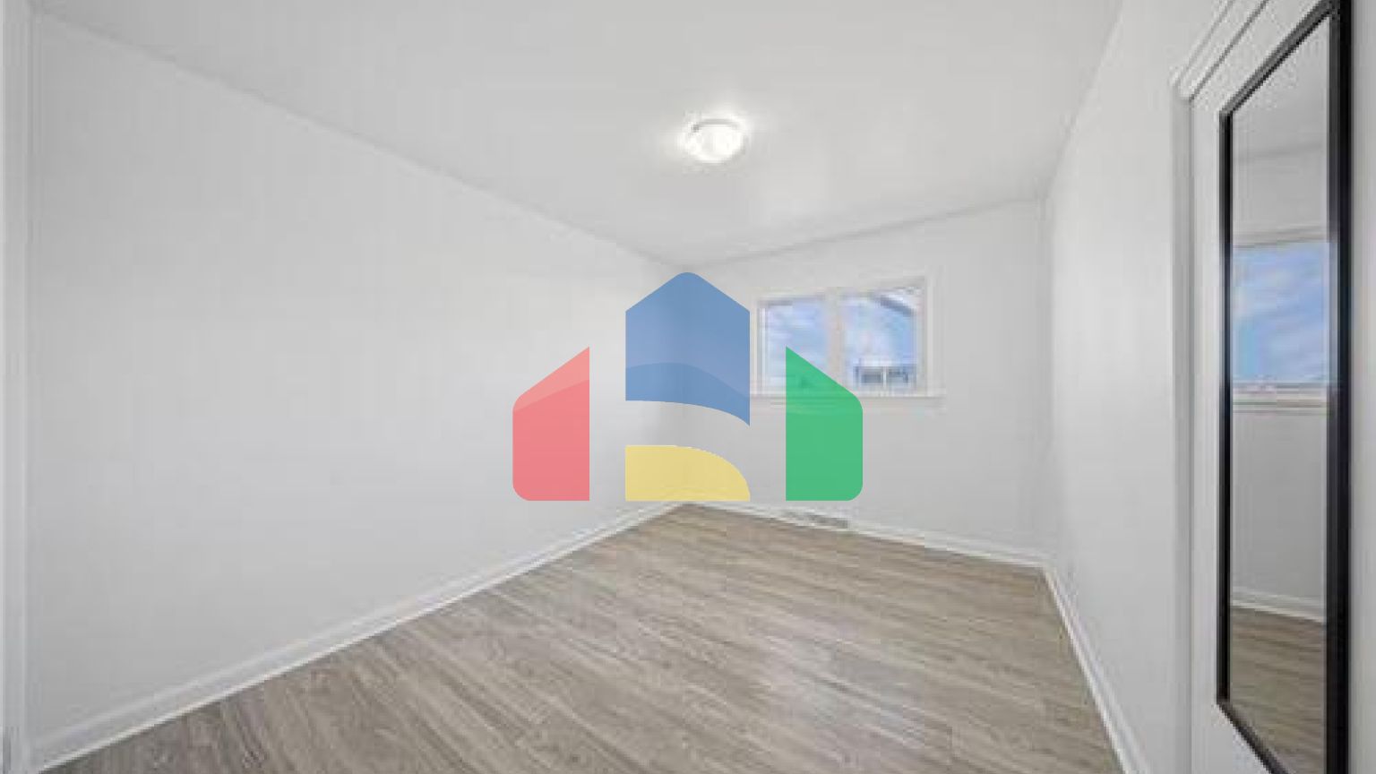 Residential - Single Family Home - Winnipeg, Canada - Canada