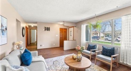 Residential - Single Family Home - Winnipeg, Canada - Canada