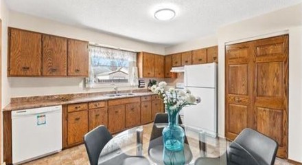 Residential - Single Family Home - Winnipeg, Canada - Canada
