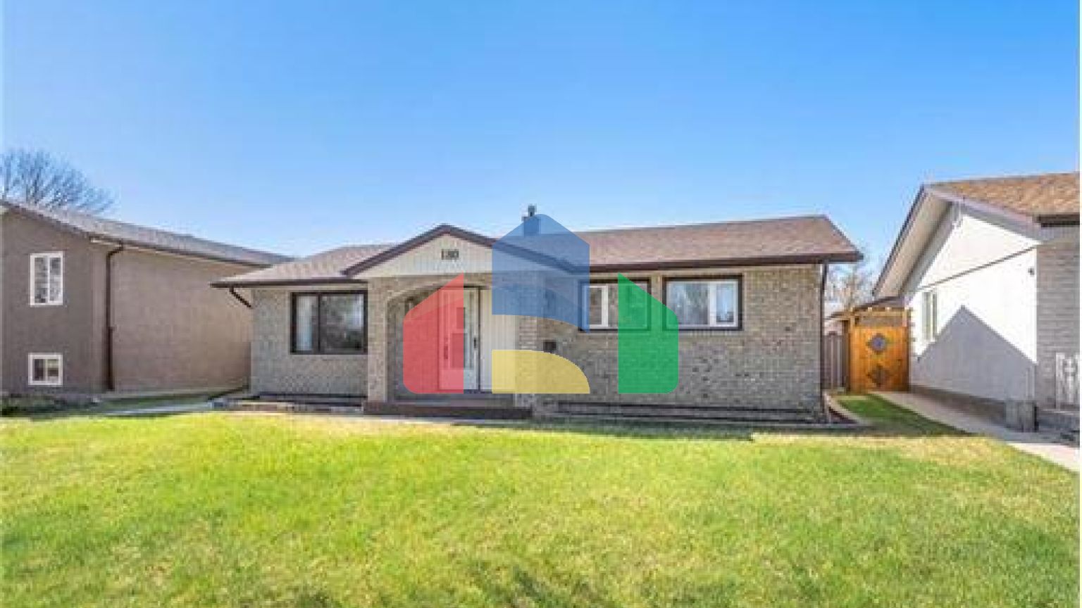 Residential - Single Family Home - Winnipeg, Canada - Canada